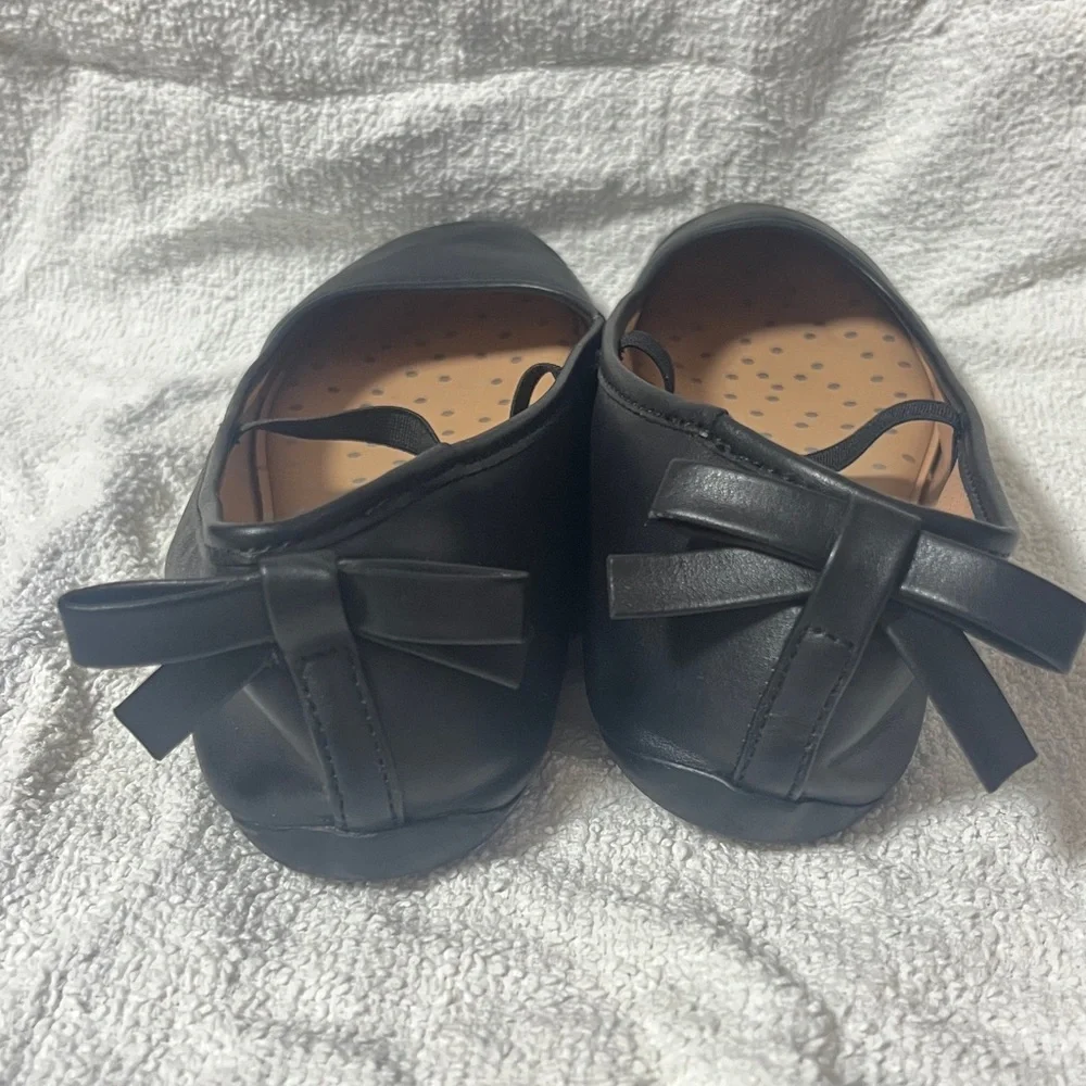 Wonder Nation girls Black Ballet Flats in size 4